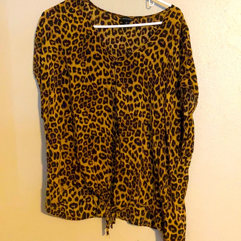 Size 2 leopard torrid crop top tie front